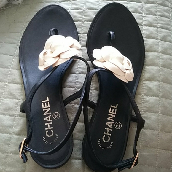 CHANEL Shoes - Chanel leather T strap sandals Size  US 9